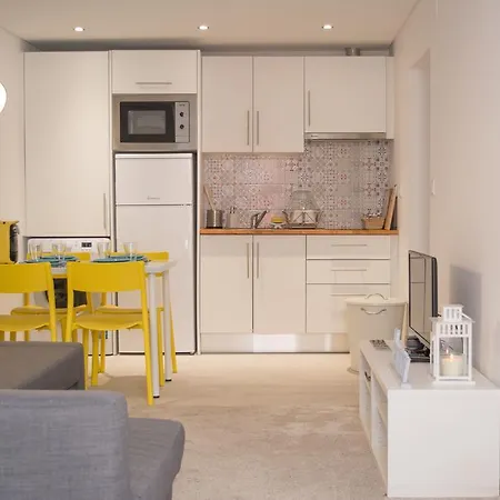 Modern Apt - Historic Center *